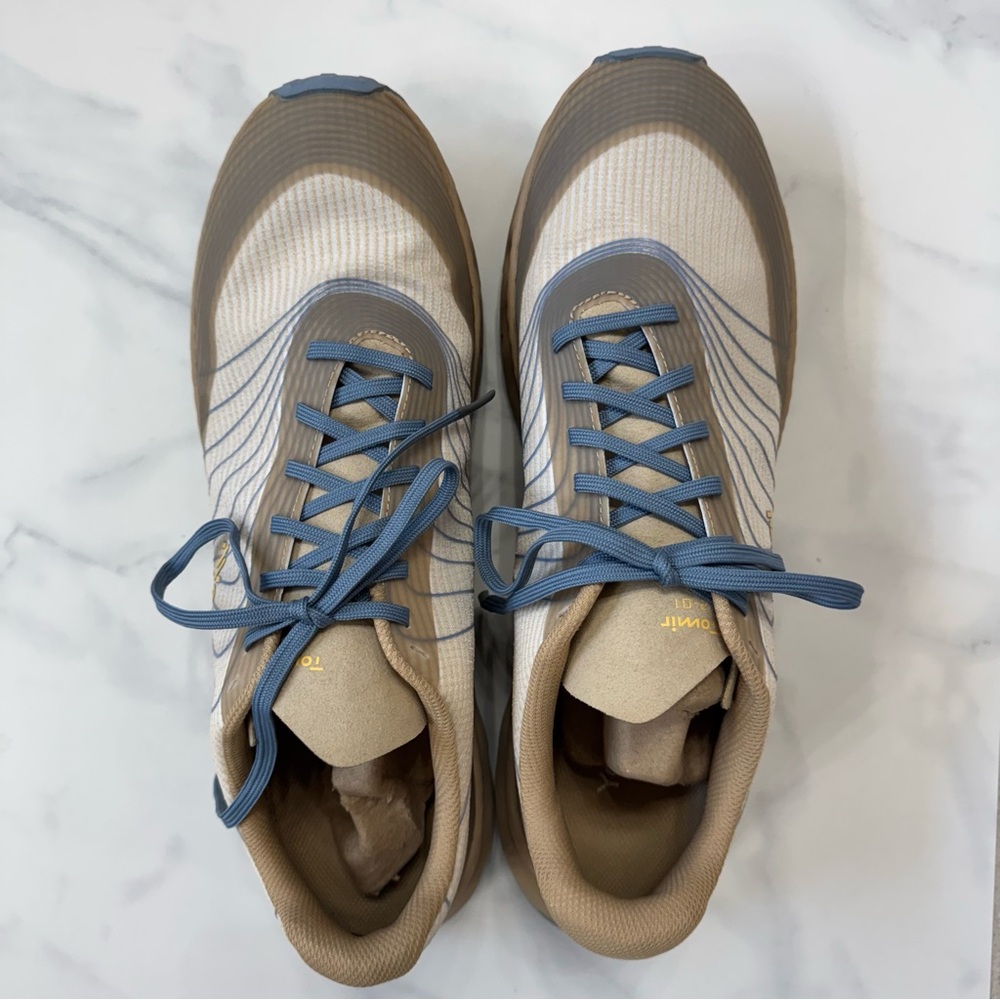 NWOT Men’s Normal Tomir Shoes, Size 12.5 (Sand/Blue)